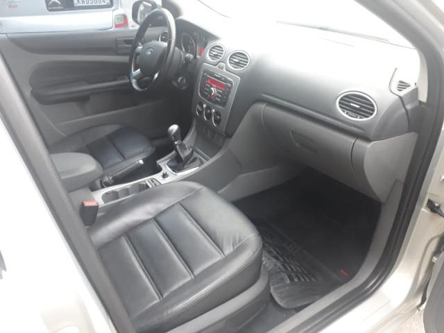 Focus 1.6 Hatch - Foto 7