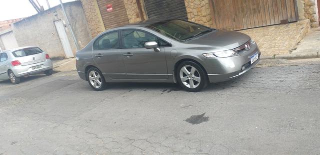 Civic - Foto 2
