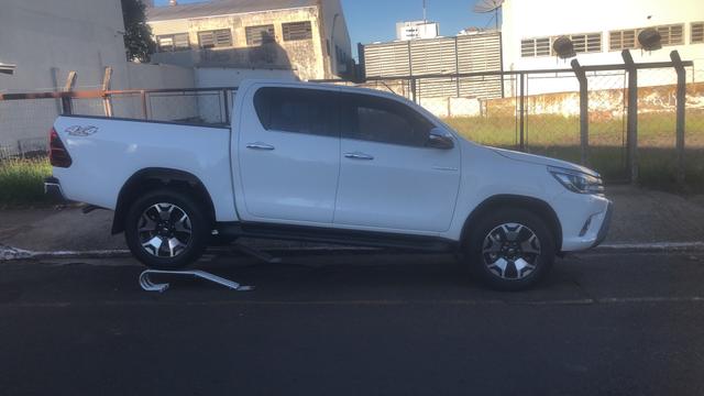 Hilux Srx 2017 49000 km - Foto 2