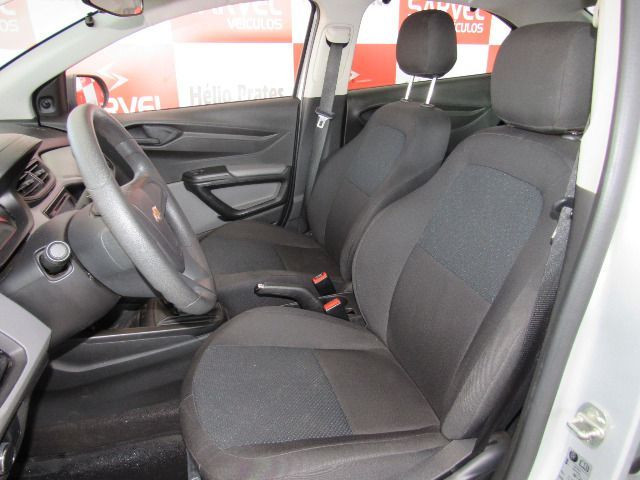 GM Prisma joy 1.0 completo, 1º dono, baixo km. Confira!! - Foto 6