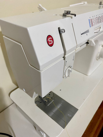 Máquina de costura Singer Facilita