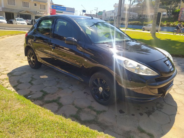 PEUGEOT 207, ANO 2008/09. CARRO MUITO NOVO.