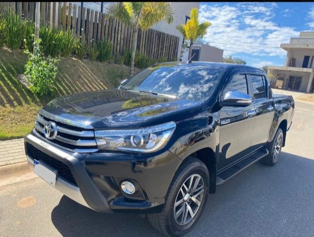 TOYOTA HILUX 2.8 TDI SRX CAB. DUPLA 4X4 AUT. 4P BR - BR -