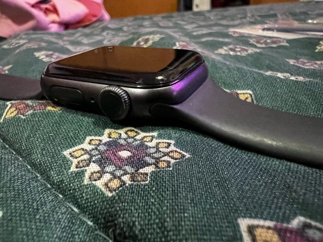 apple watch 5 40mm olx