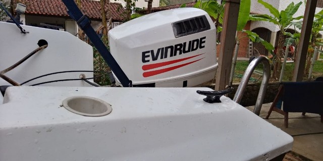 Lancha 19 pes  com motor evinrude  115 - Foto 3
