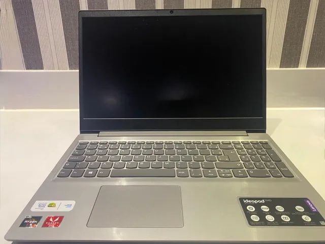Notebook Lenovo Ideapad S145 - Ryzen 7 3700U - 8Gb - SSD 512 - Placa AMD Radeon RX Vega 10