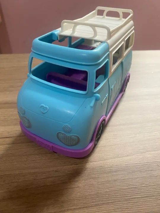 Van trailer da Polly
