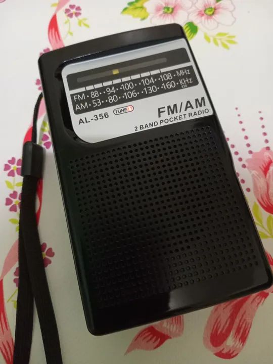 Radio am fm não precisa pilhas carrega na luz produto novo  - Foto 2