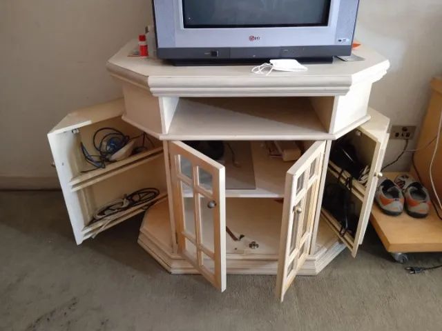 Rack Antigo c/ 4 portas e 1 nicho em Madeira Bege 80 cm x 90 cm x 56 cm - Foto 5