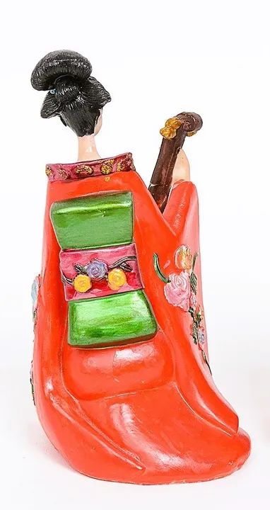 Par lindas esculturas representando Gueixas Musicistas em resina ricamente policromada - Foto 4