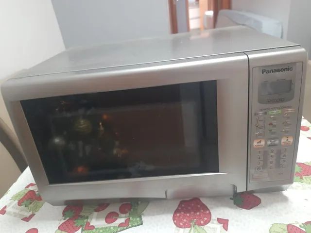 Microonda Panasonic NN-ST357WRPE