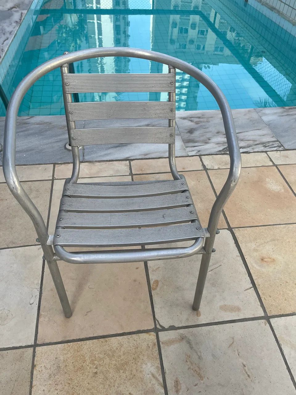 Mesa e cadeiras para área externa 64739708001025124