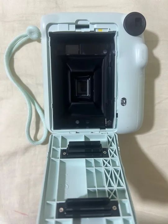 Câmera Instax Mini 12 Azul - Nova - Foto 4