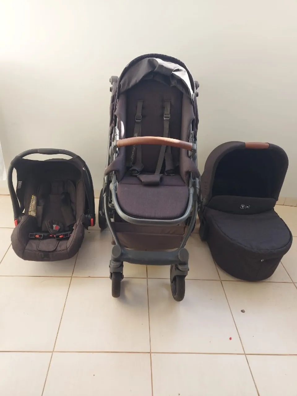 CARRINHO ABC DESIGN 4 EM 1 - MUITO BEM CONSERVADO!