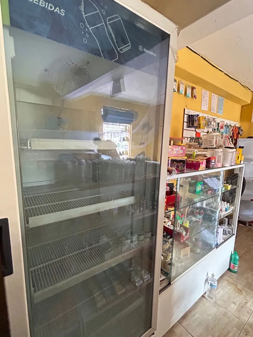 Refrigerador para Comércio - Metalfrio - Foto 2