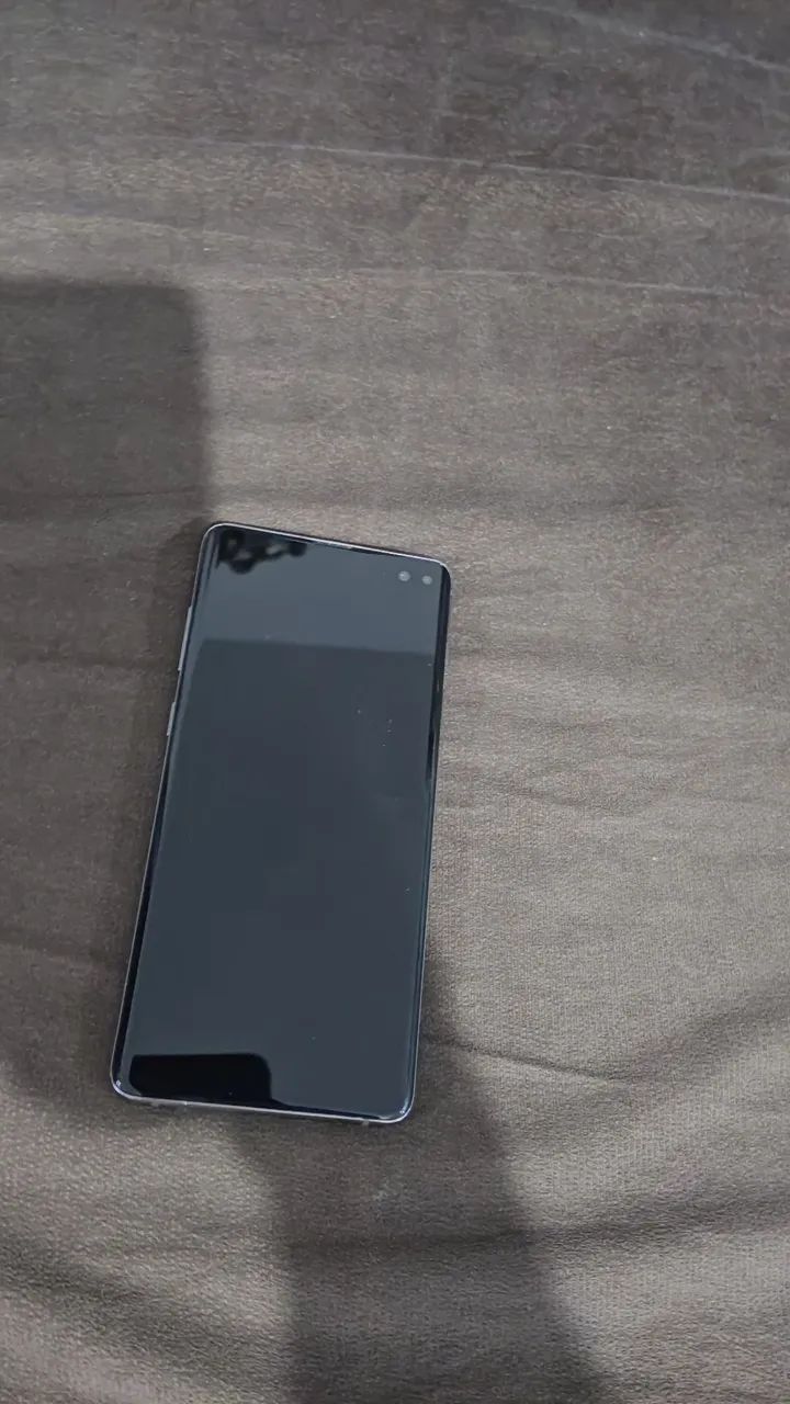 Celular 64295049204609120