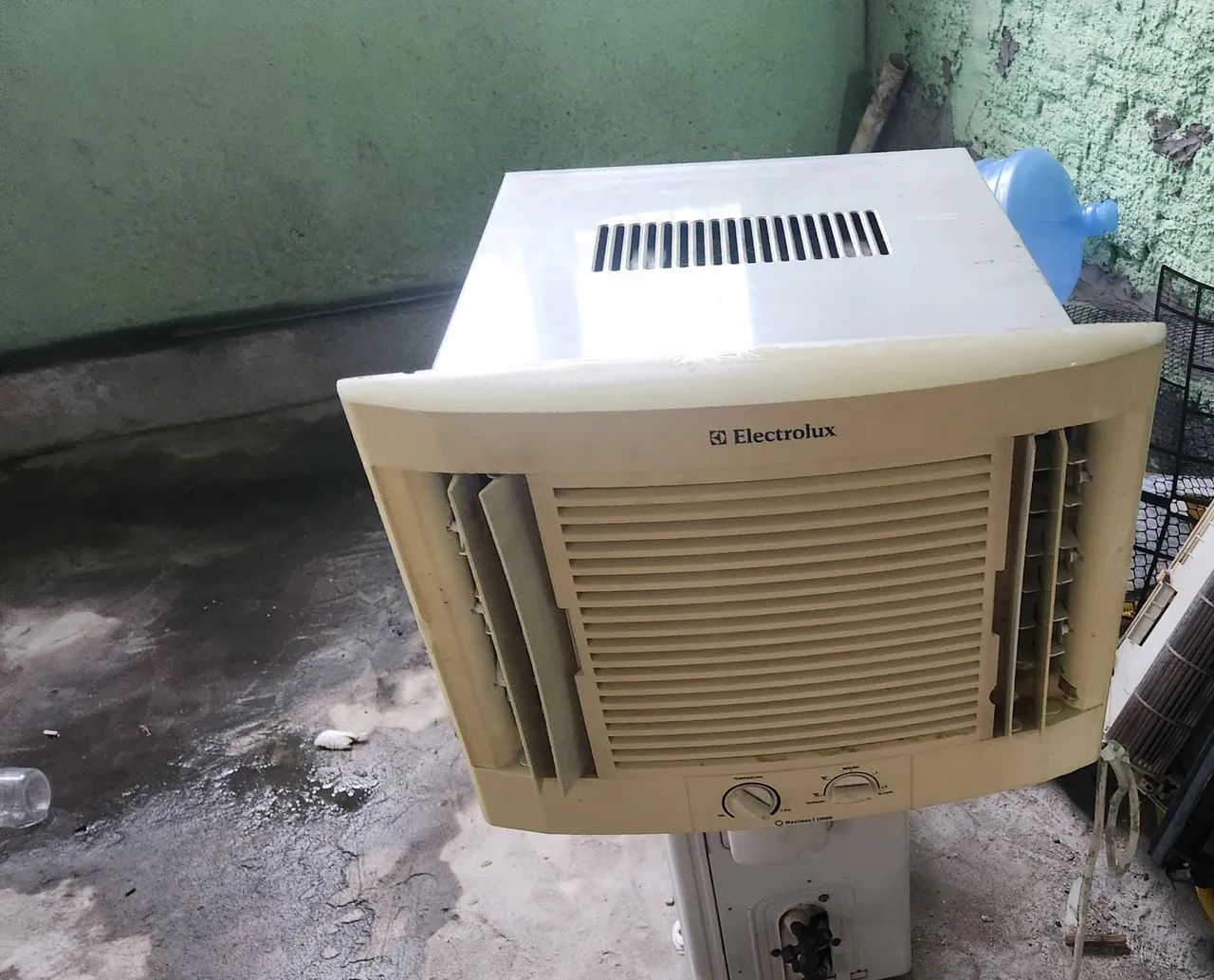 Ar de caixa 10 mil btus64317618043778121