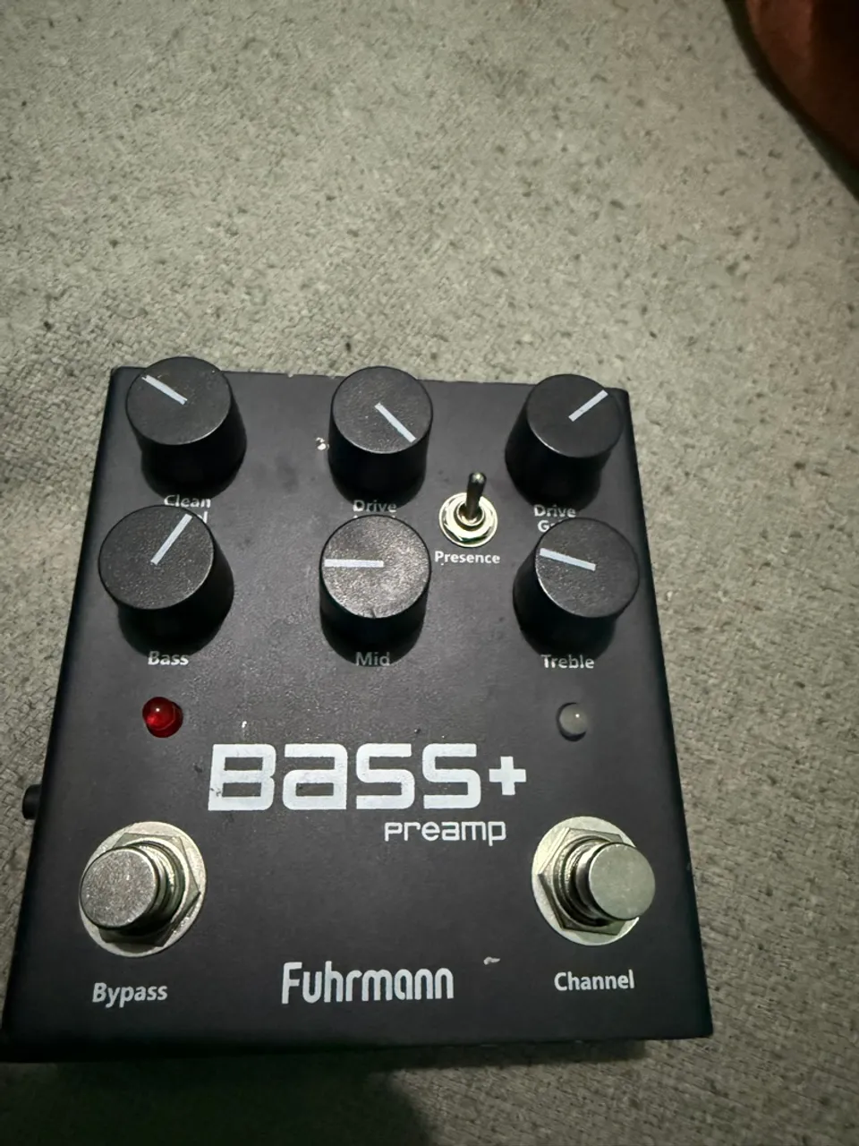 Pré-amplificador de baixo Fuhrmann Bass+