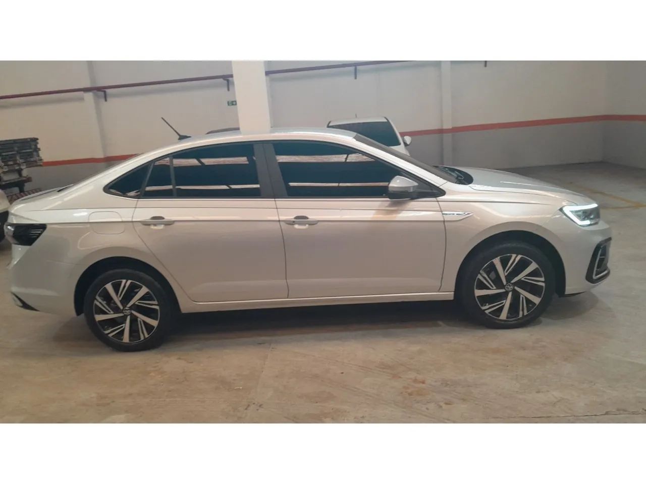Volkswagen Virtus 2024 1.0 200 tsi highline automático - Foto 4