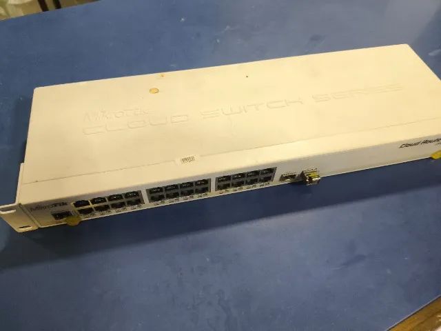 Mikrotik Crs326-24g-2s+rm Switch 24g 2 Sfp 10g  - Foto 4