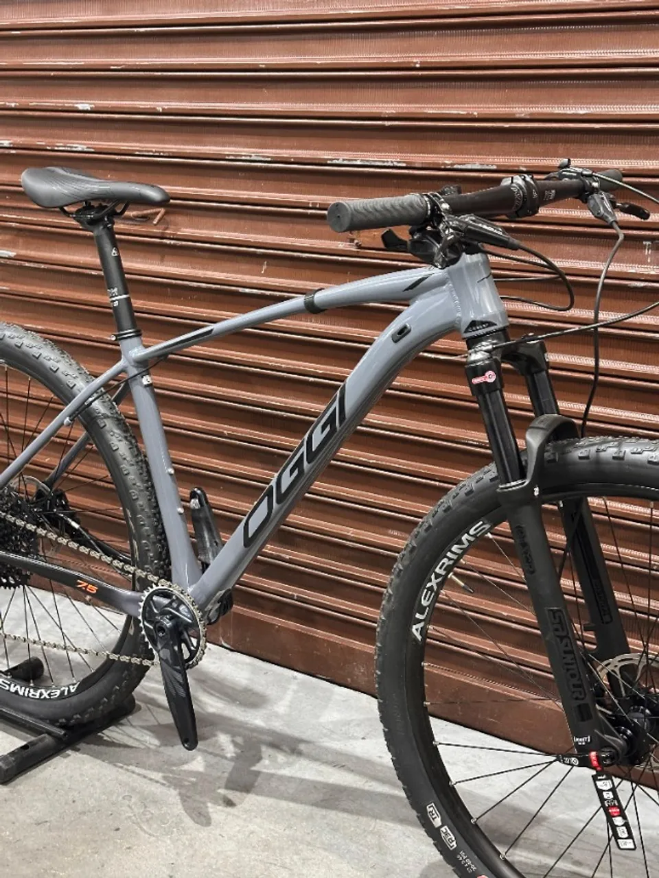 Bicicleta OGGI 7.5 2025 - NOVA (c/ seguro gratis)