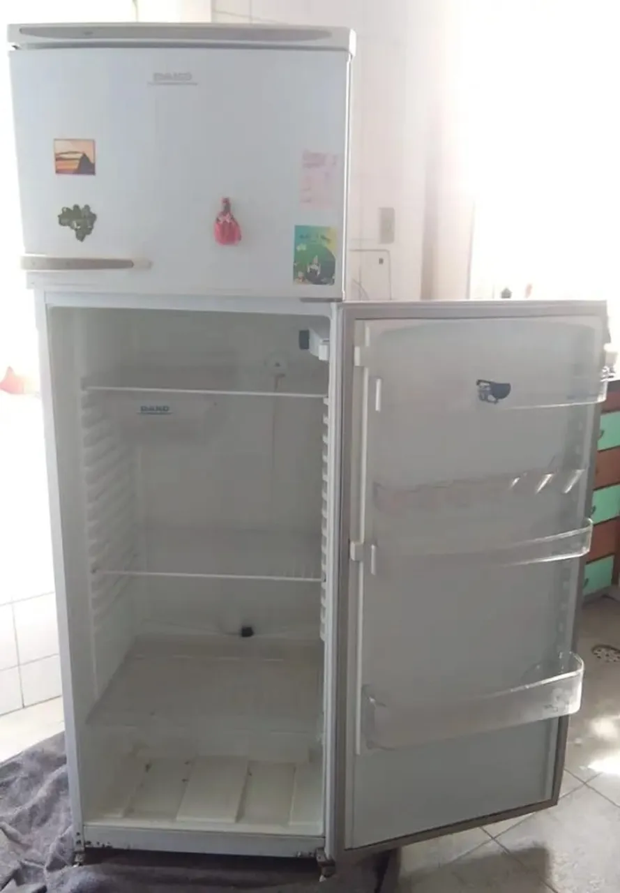 Geladeira duplex usada dako 325l
