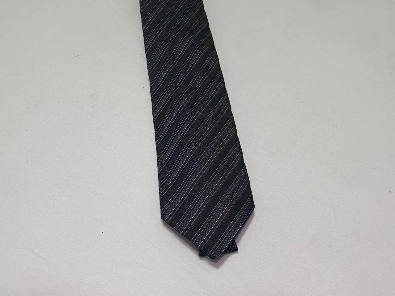 Gravata Zara Man Marrom Listrada Ótimo Estado Impecável - Foto 2