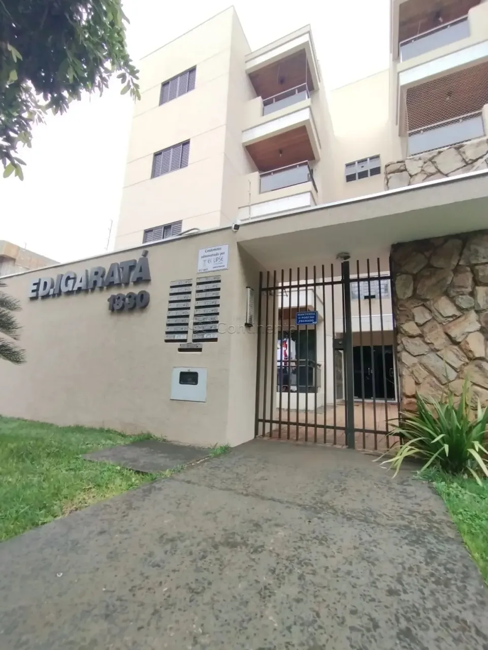 Apartamento para Locação em Dourados-MS