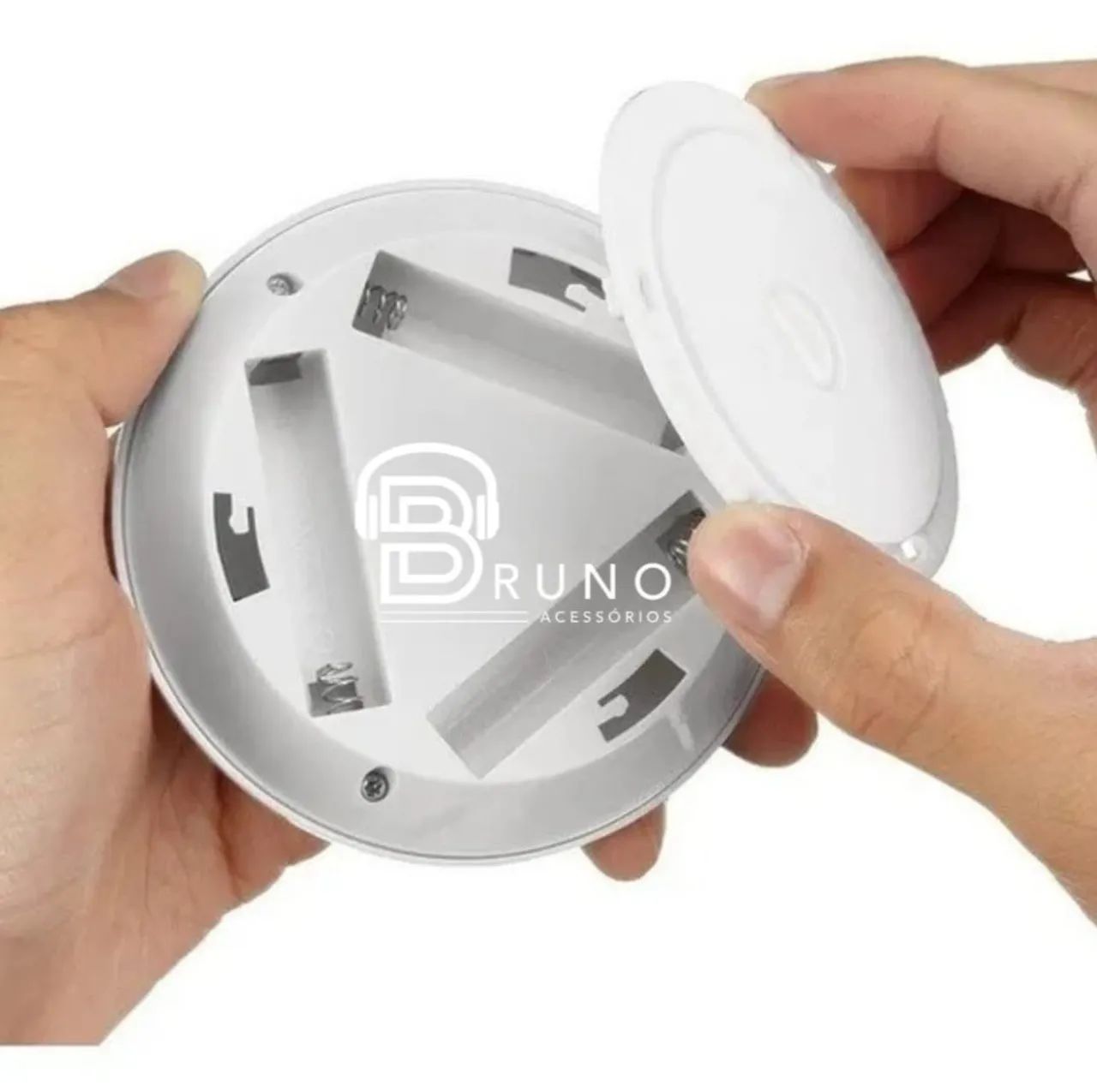 Luminária de LED para Teto - Sensor de Movimento - Iluminação Prática - Foto 4