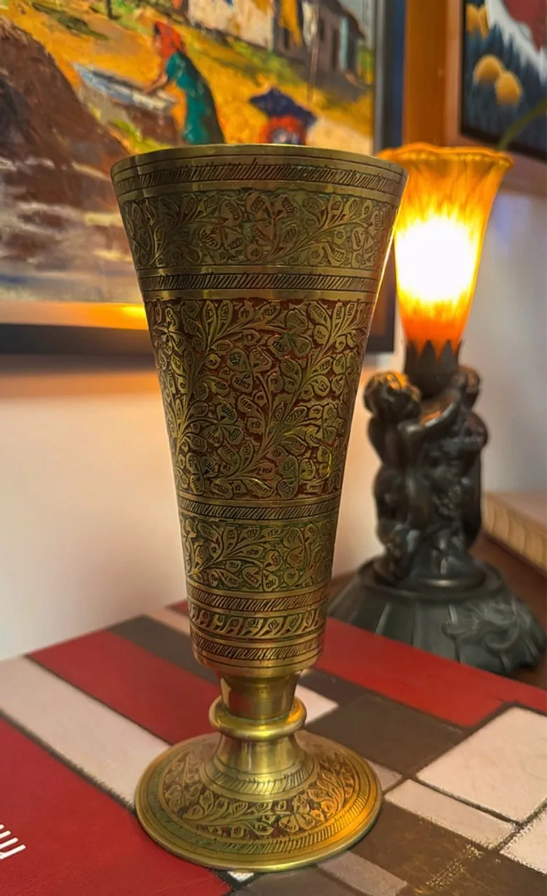 Vaso em bronze