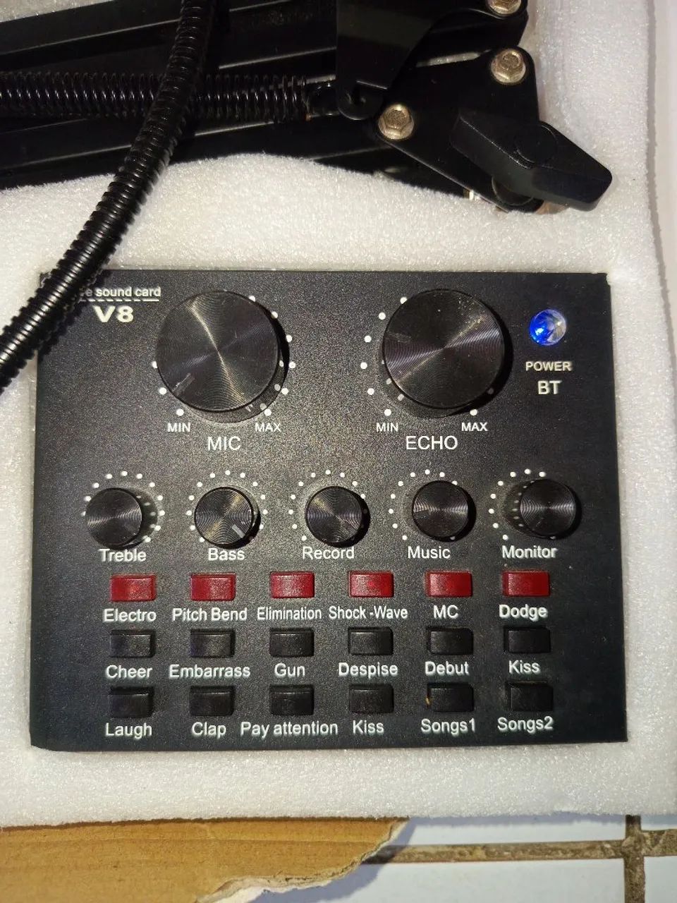 Microfone Condensador Profissional para Streaming e Gravação - Foto 3