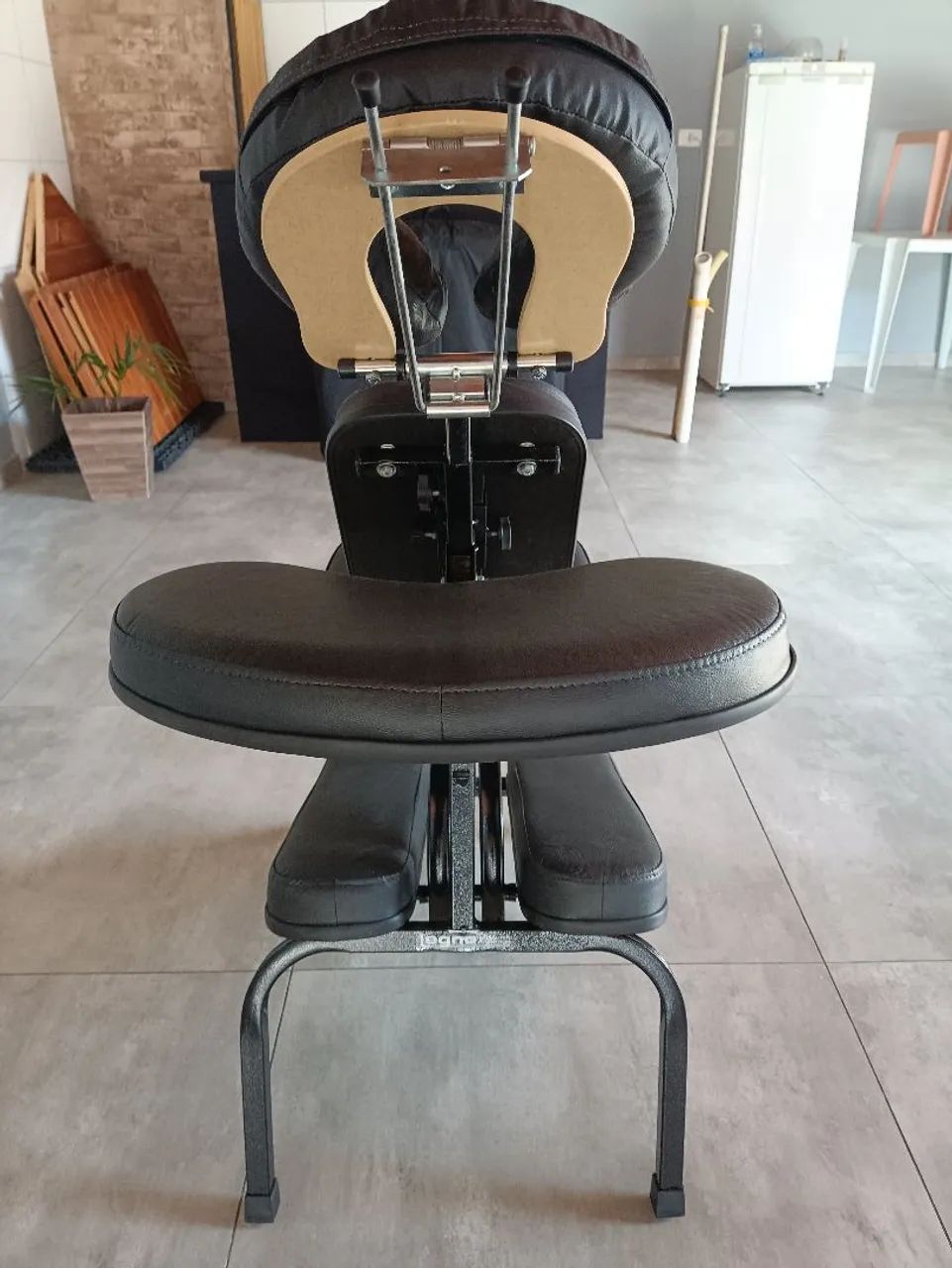 Cadeira de Quick Massage/Shiatsu Preta LEGNO + Bolsa para Transporte- Usada apenas 1 vez - Foto 5