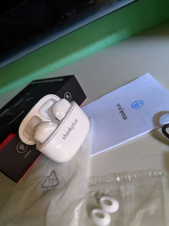 Fone de ouvido Lenovo LP40 Pro Branco