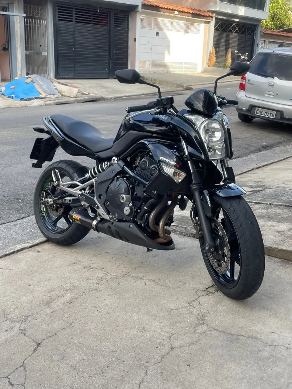 Motos KAWASAKI ER-6N no Brasil