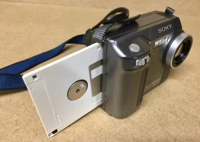 Sony FD Mavica デジタルカメラ ACアダプター付き Sony FD Mavica デジタルカメラ ACアダプター付き Sony FD Mavica