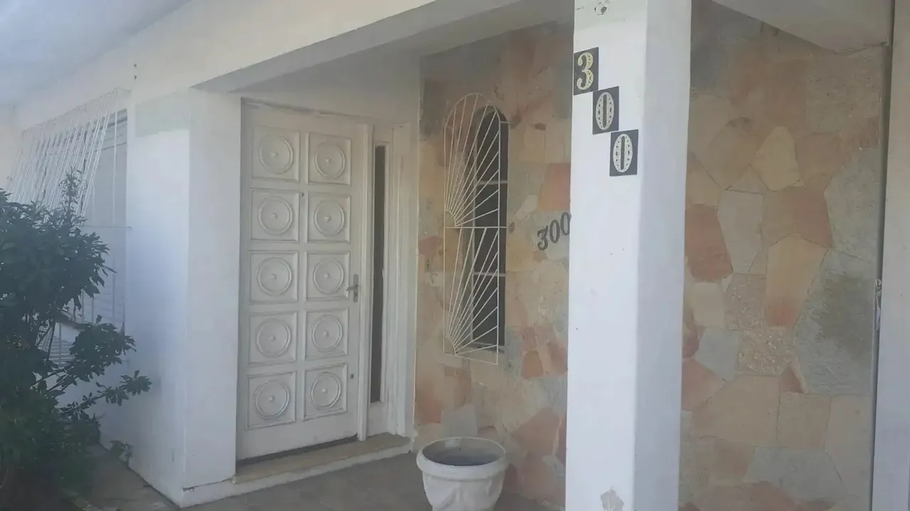 Casa em Avenida Celestino Bertolucci - Aberta dos Morros - Porto Alegre/RS
