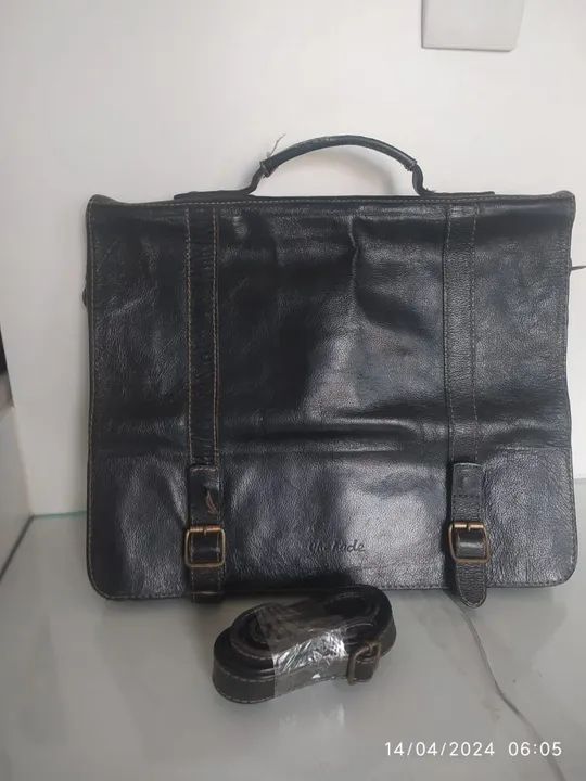 Bolsa de Ombro de Couro - Preta