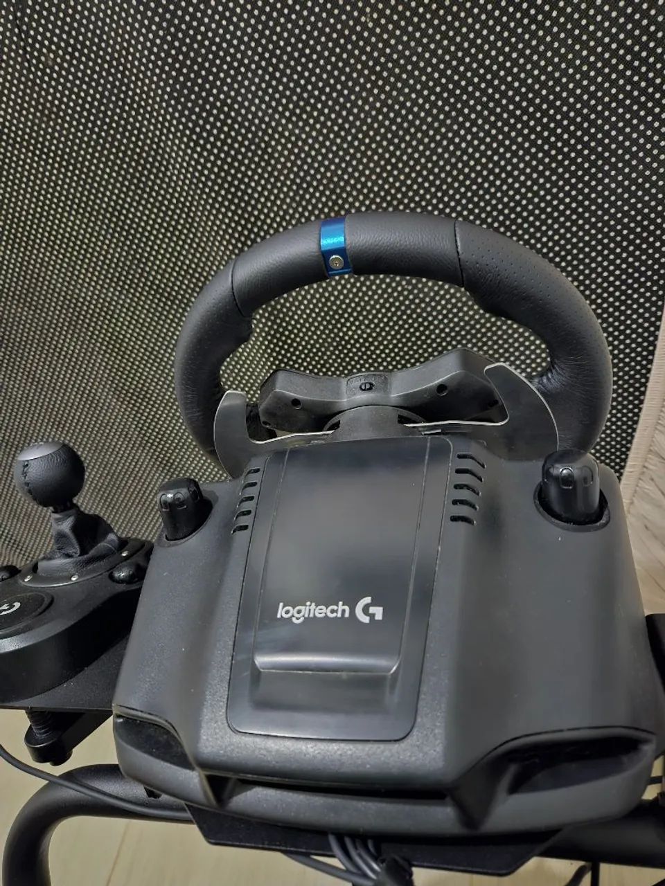 Volante g29 completo com câmbio e suporte.63824544150273122