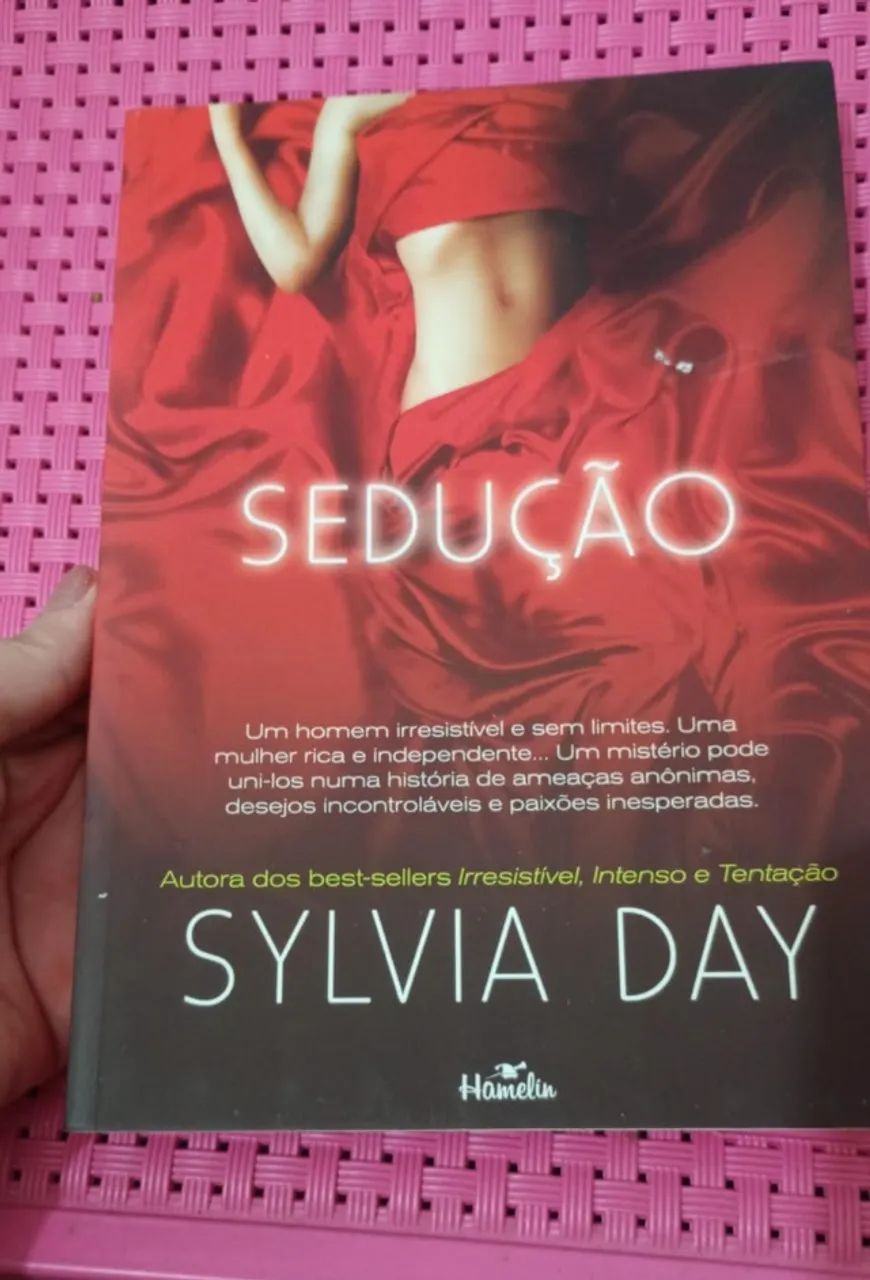 Kit 2 livros Silvia Day, Sedução e Ardente em chamas - Foto 2