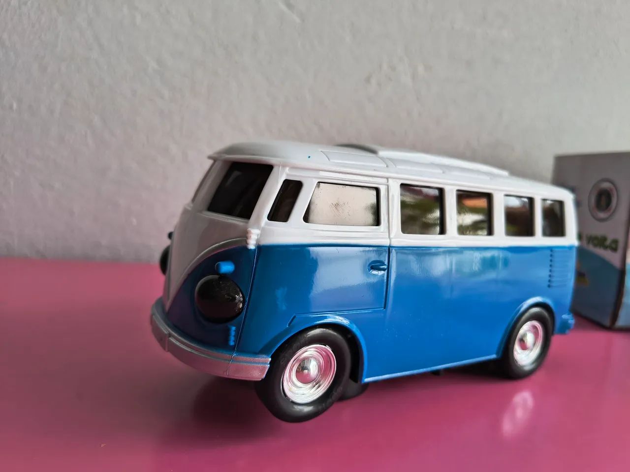 Miniatura Kombi bate -volta  Divertida e Inteligente - Foto 2