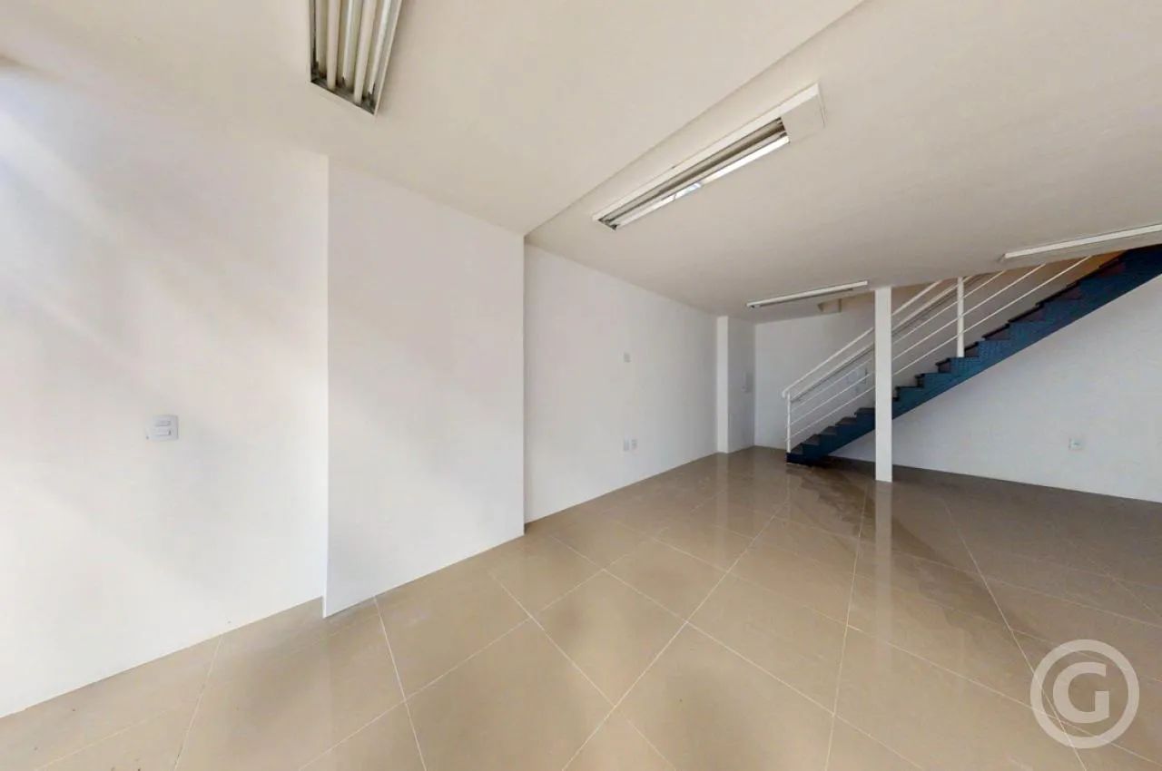 Loja com mezanino em ponto estratégico no Centro de Florianópolis - Foto 8