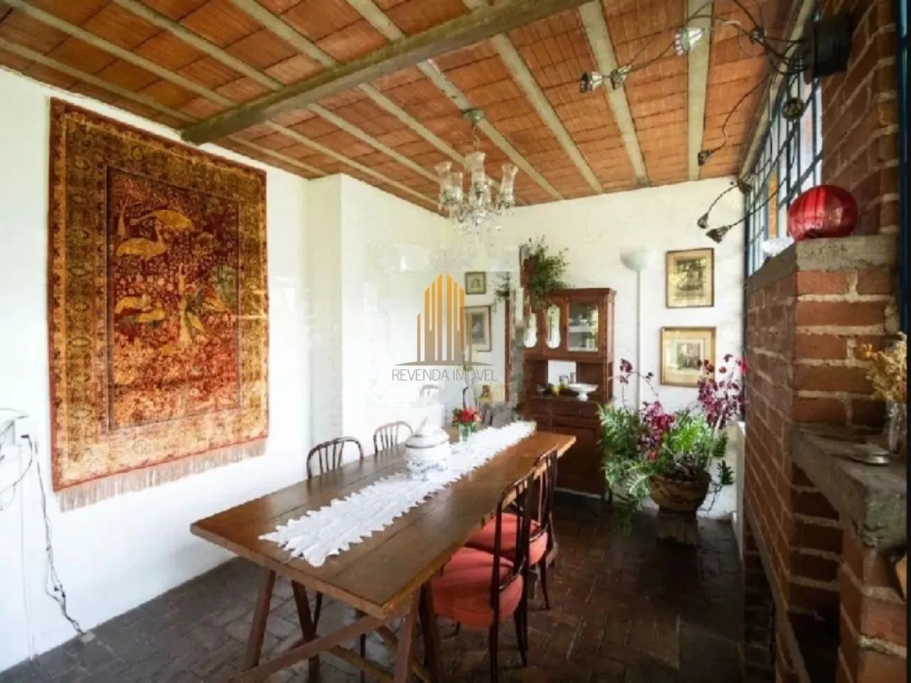 Butantã - Casa terrea a venda com 200m², 3 quartos sendo 1 suite, 2 banheiros e 3 vagas