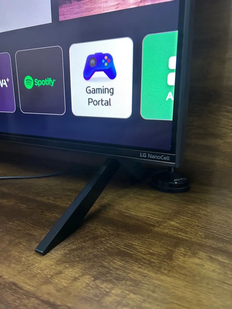 TV LG Smart 4K com controle remoto - Foto 3