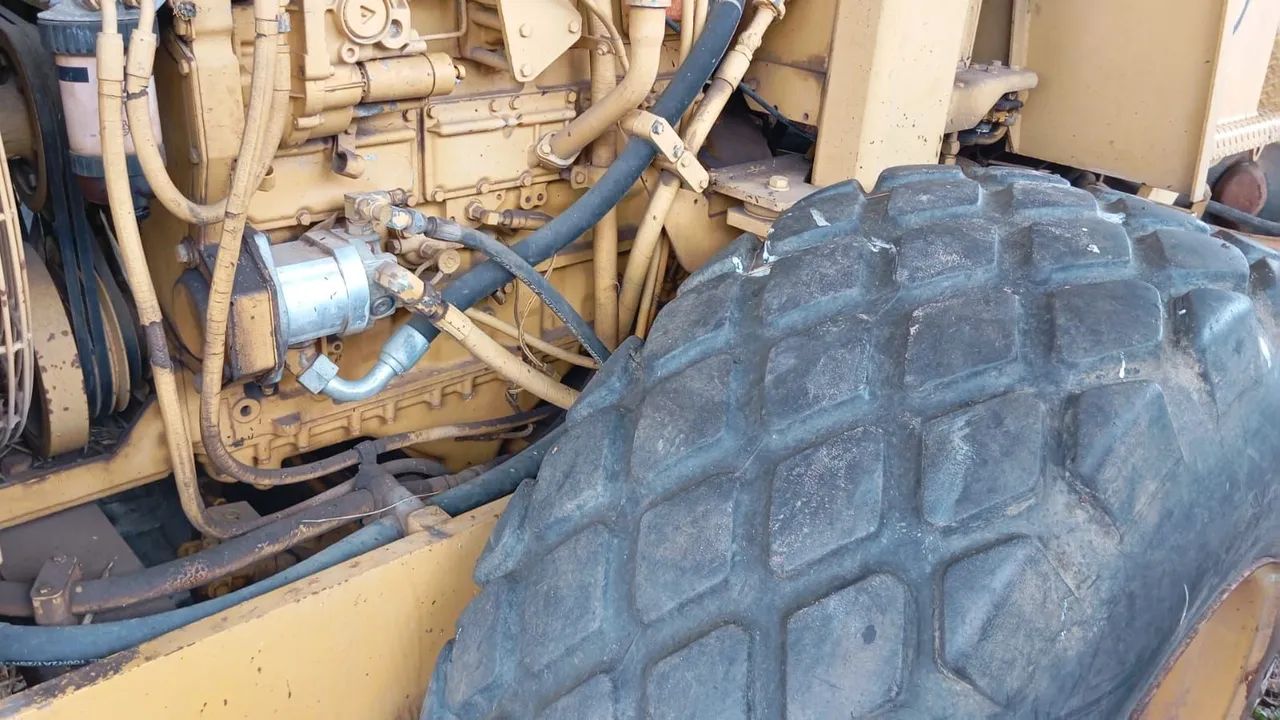 Rolo Caterpillar pe Carneiro Ano 1998 Valor 100 mil, leia o anúncio.  - Foto 3