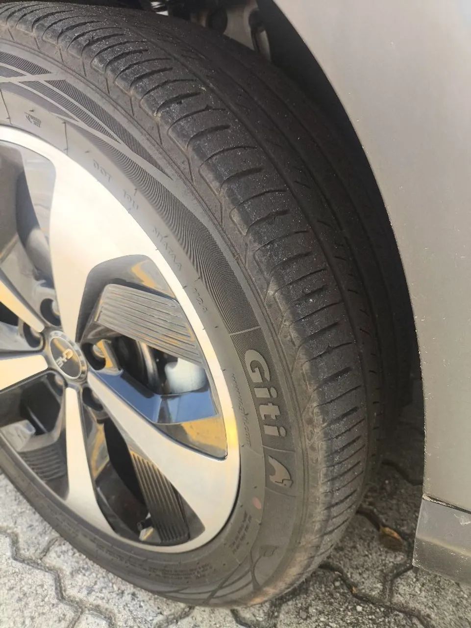 4 pneus 235/50R19 - Foto 2