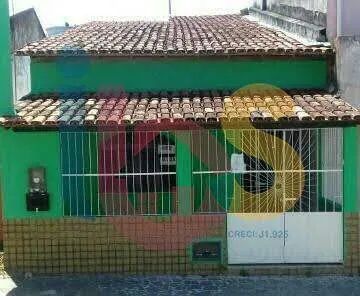 CASA 3/4 NO CENTRO OUTEIRO