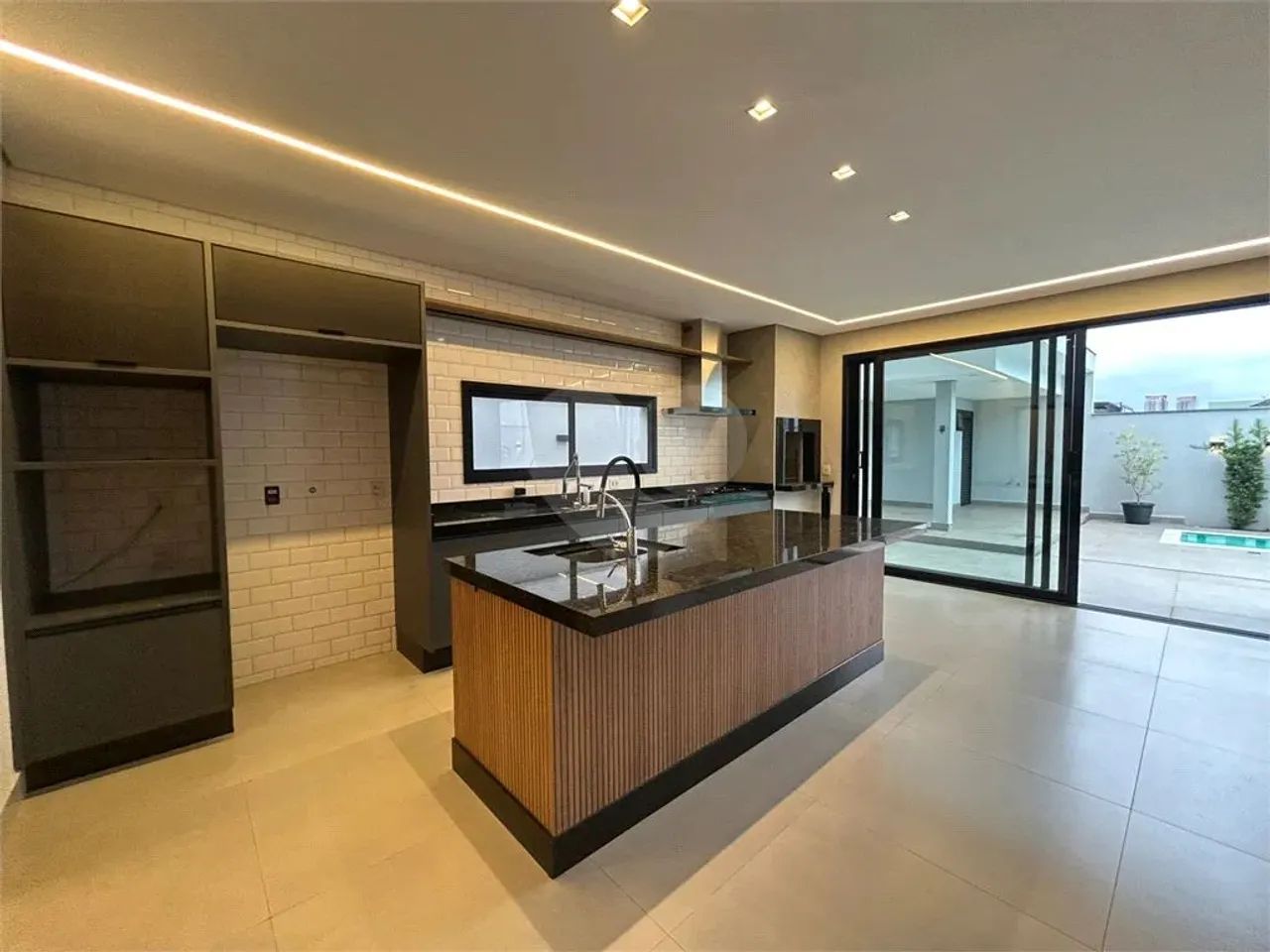 Casa à venda com 3 quartos, sendo 3 suítes, no condomínio Lago da Boa Vista, Sorocaba - SP - Foto 5