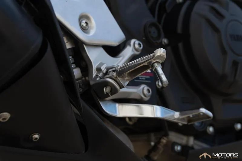 YAMAHA MT-03 321/ABS 2024 - Foto 11