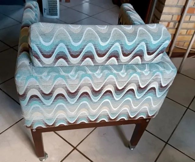 3 Poltronas com Rodinhas - Foto 5