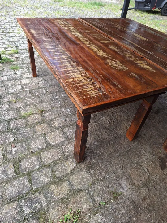 Mesa de madeira rústica para 8 a 10 pessoas